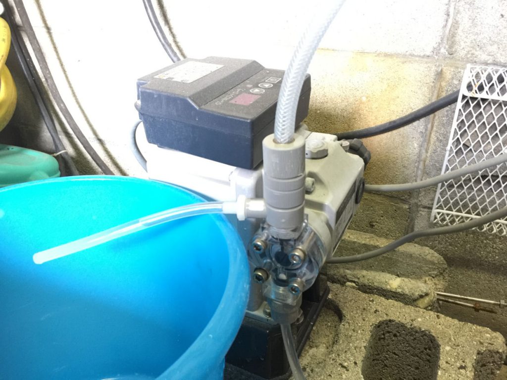 給水機器の定期メンテナンス