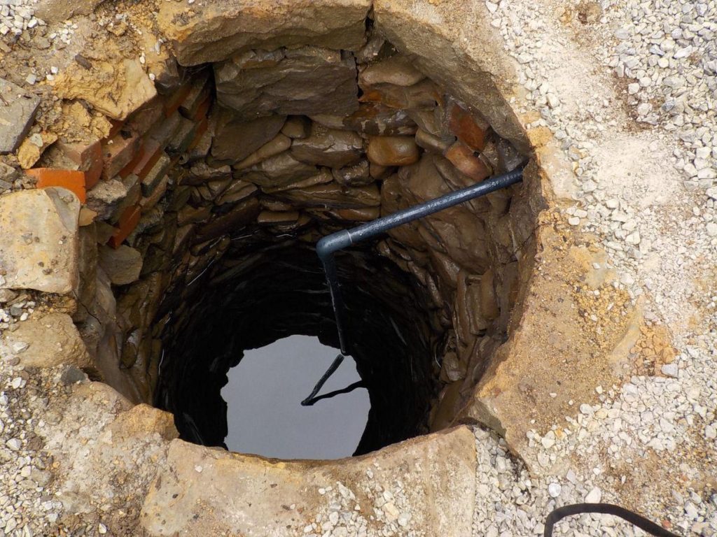 古井戸の補強
