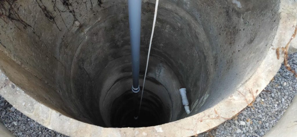 深井戸用手押しポンプの改修